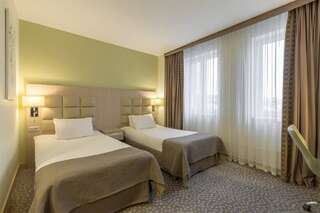 Отель Nesterov Plaza Hotel Уфа Стандартный номер с 2 отдельными кроватями-1