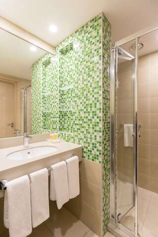 Отель Nesterov Plaza Уфа Стандартный Семейный номер-8